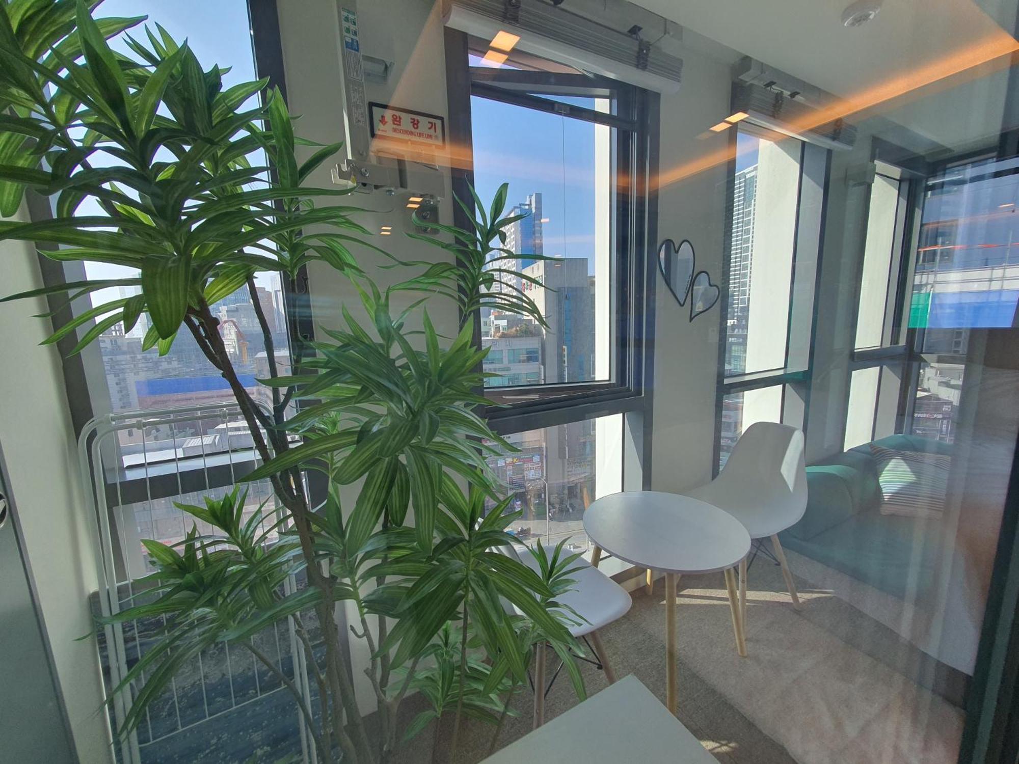Haeundae Ocean Family Apartment Busan Exterior foto